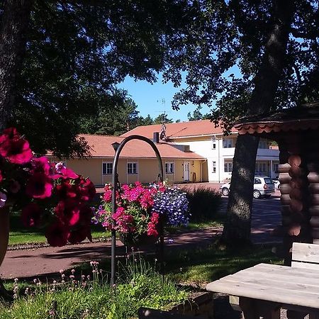 Bastö Hotel&Stugby Palsbole Exterior foto